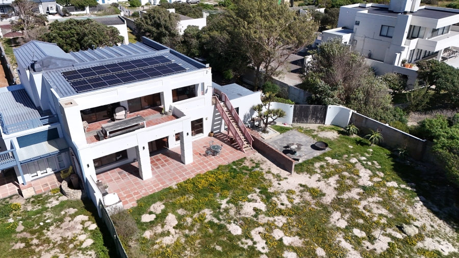 4 Bedroom Property for Sale in Struisbaai Western Cape